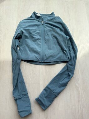 Oner Active Cropped Zip-Up Unified Jacket in Moonstone Blue